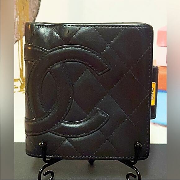 Chanel Cambon Calfskin Bifold Wallet in Black with Clasp - Picture 3 of 15